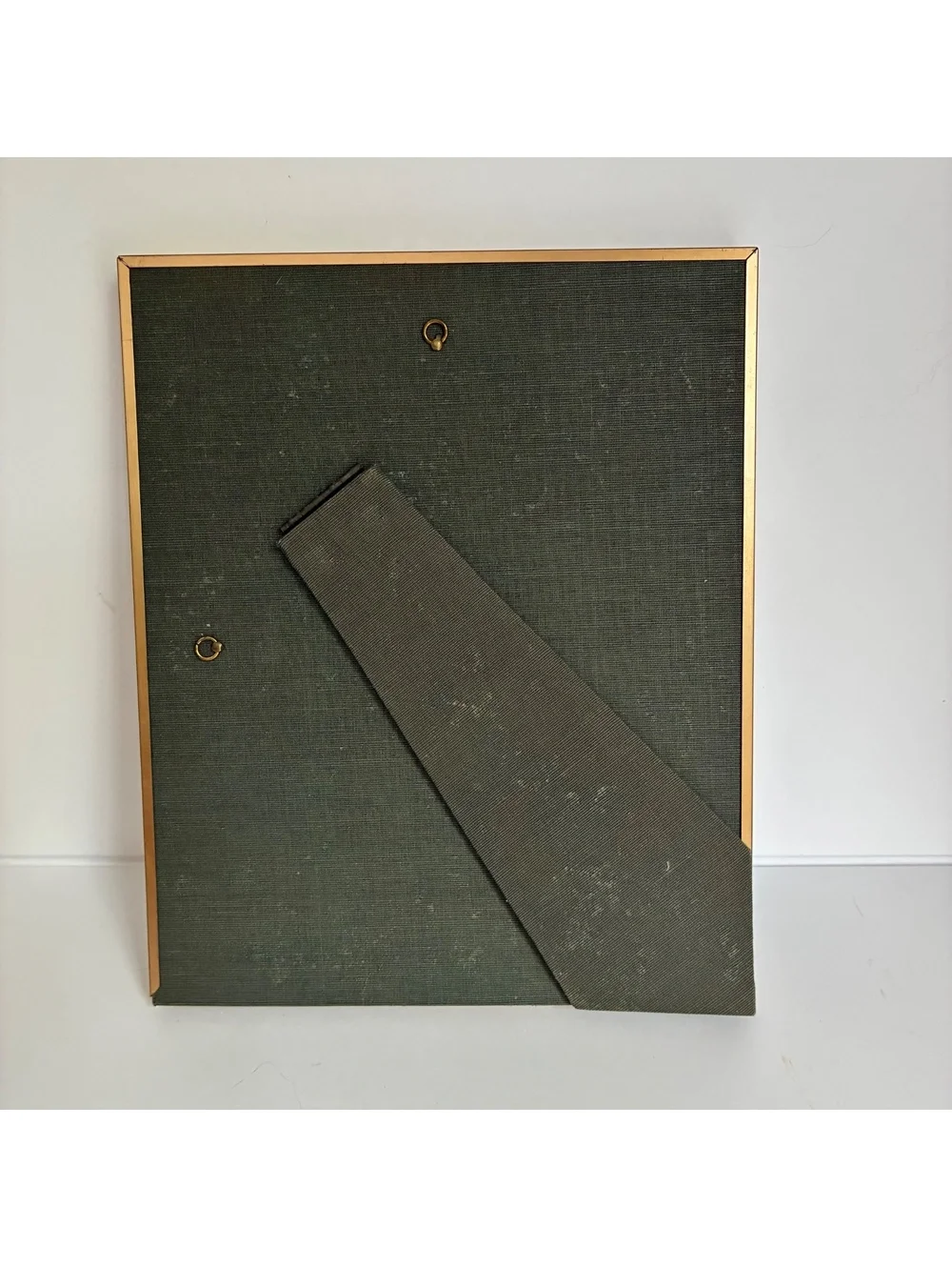 Vintage Gold Metal Picture Frame 11x9 Oval Opening Mid Century Tabletop Wall
